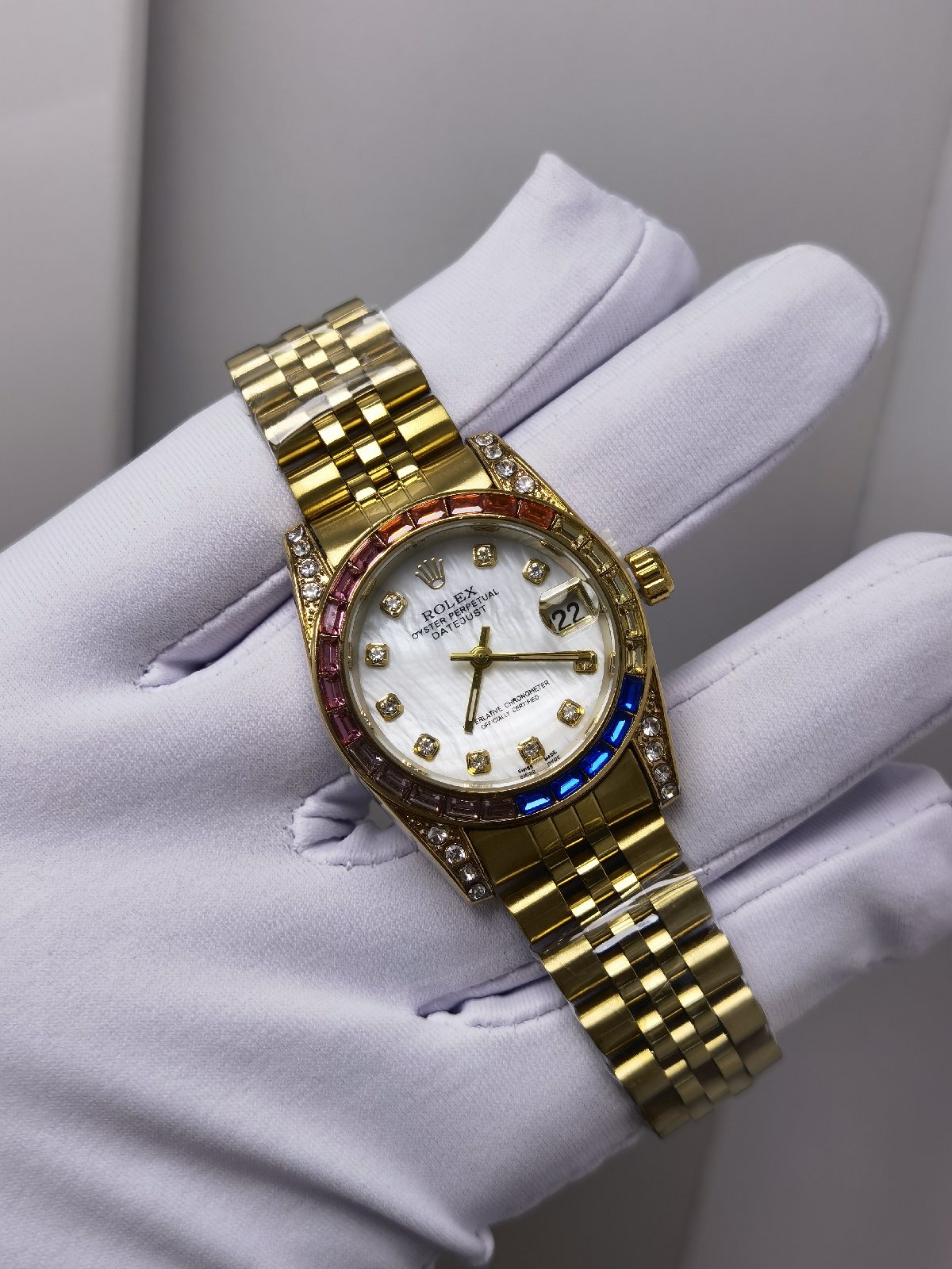 ساعة نسائية W55