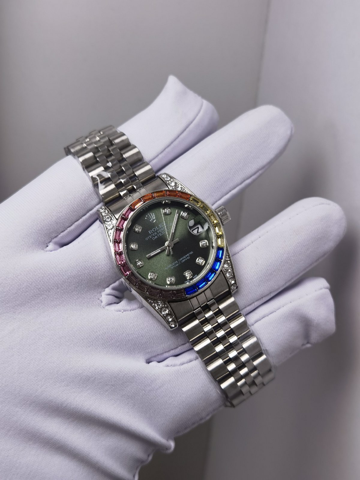 ساعة نسائية W63