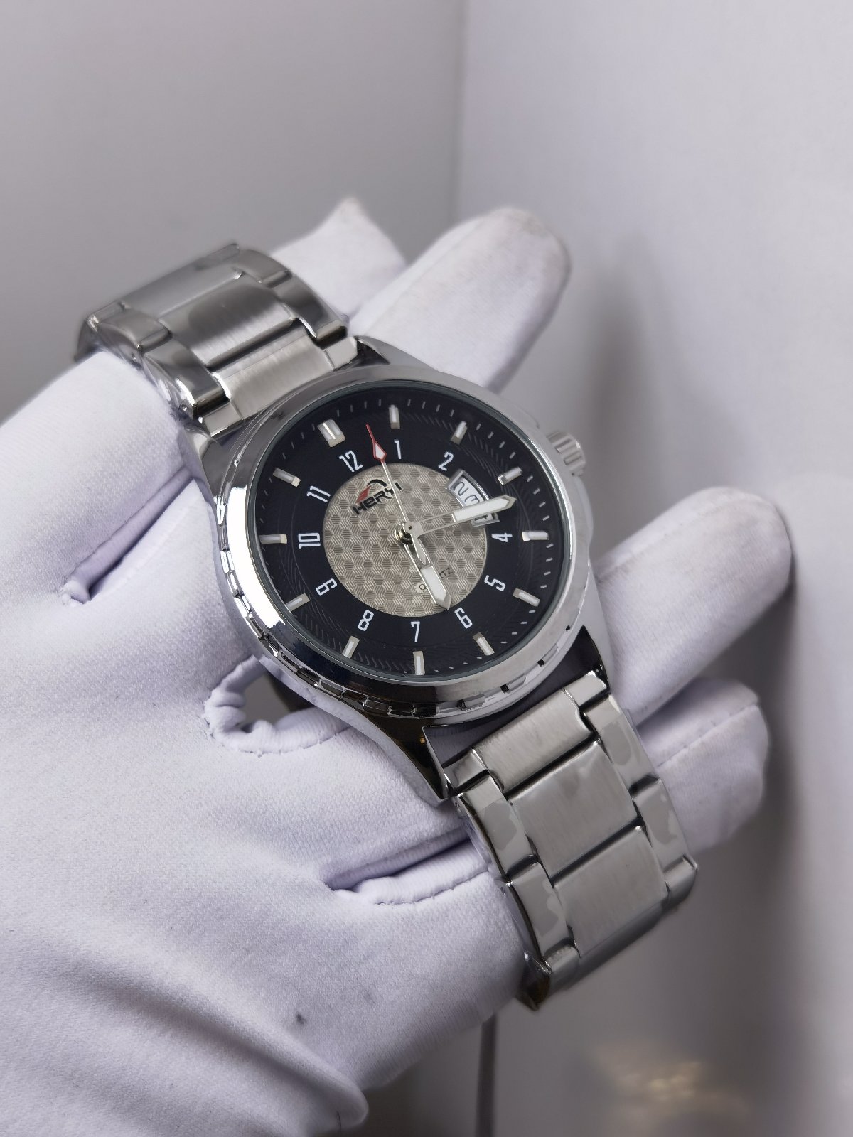 ساعة رجالية M72