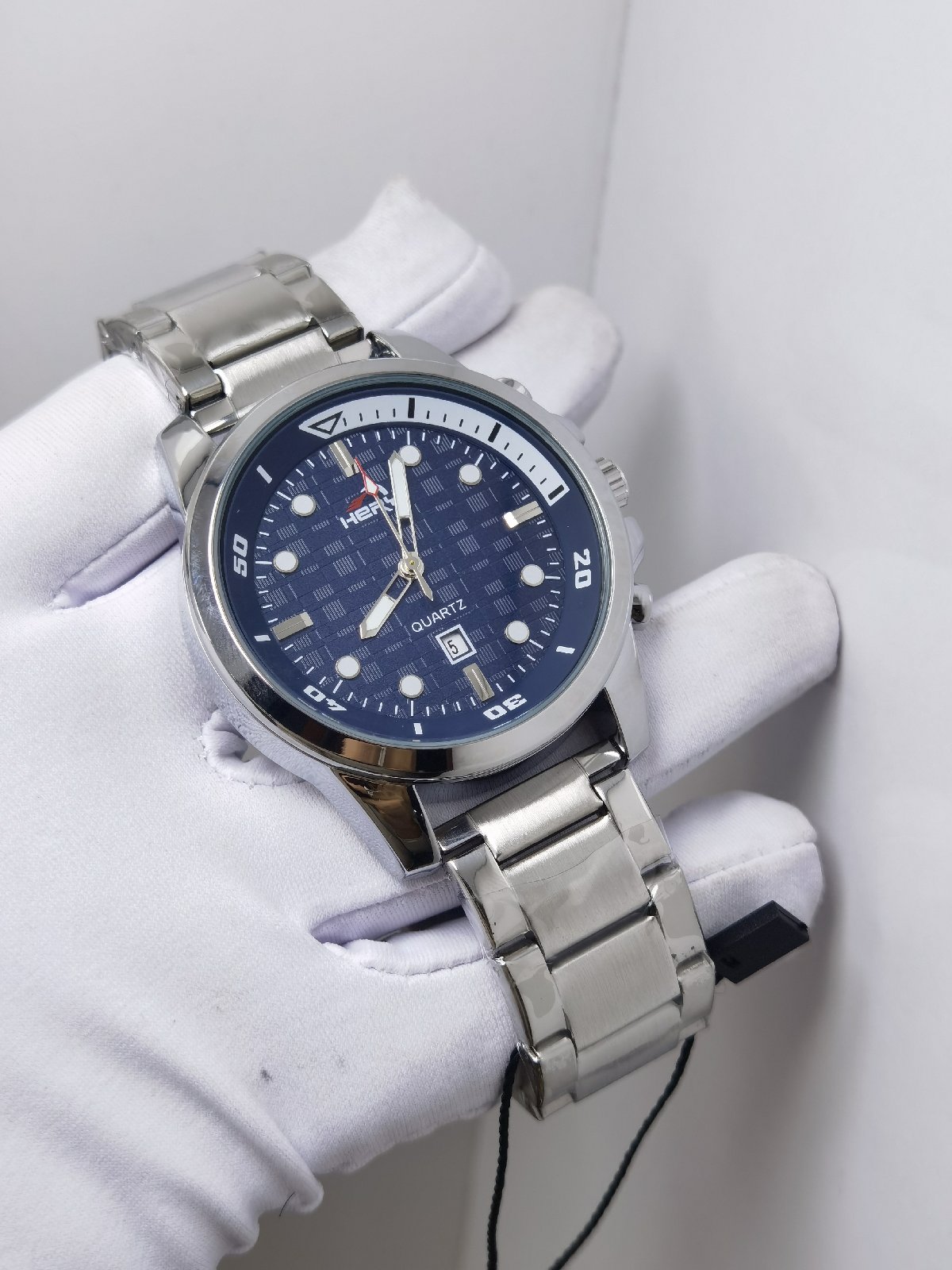 ساعة رجالية M74