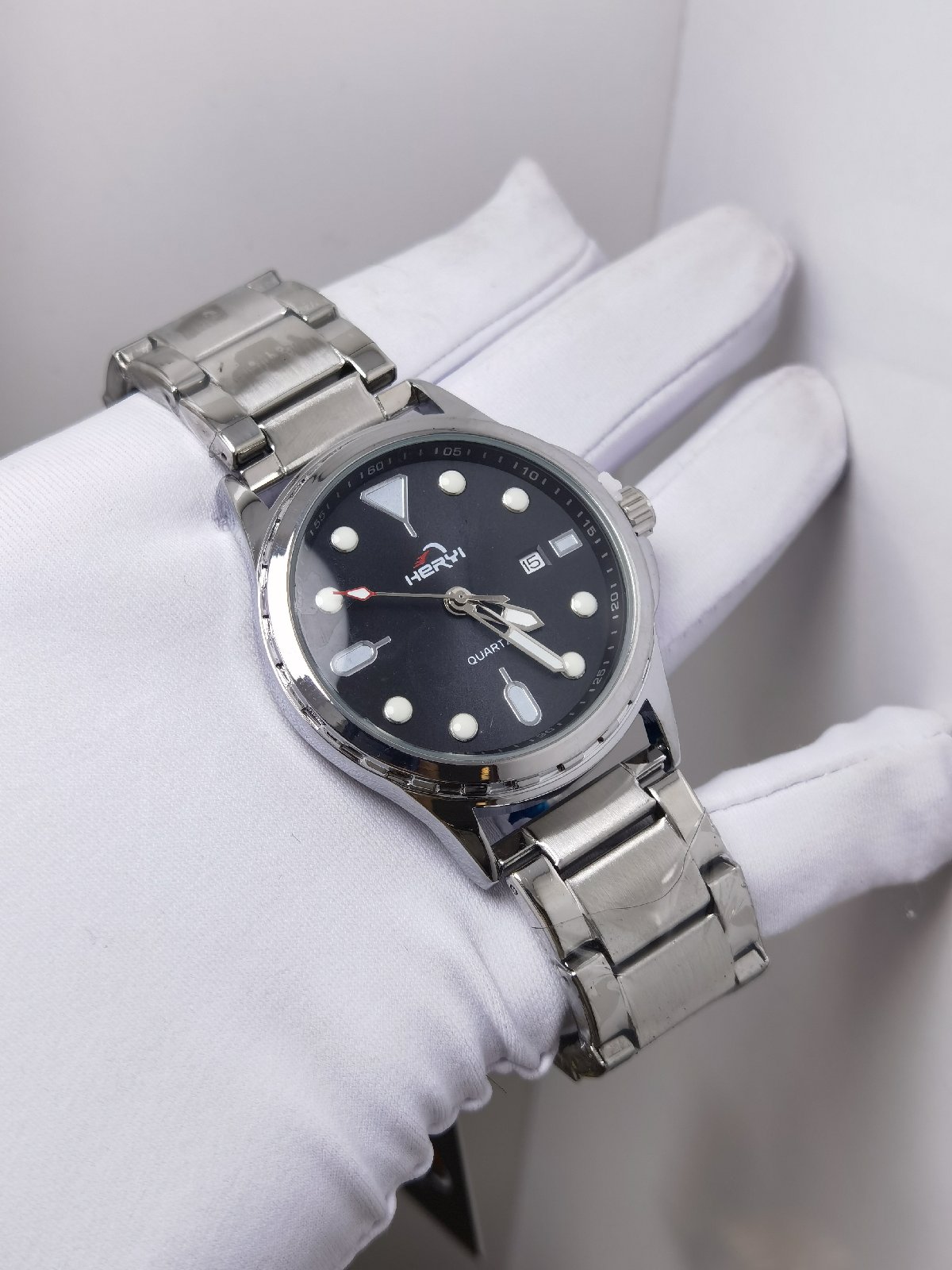 ساعة رجالية M100